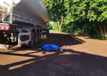 Condutor de caminhão é encontrado morto ao lado do veículo, na MS-276