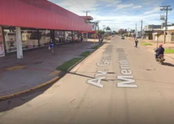 Rapaz de 22 anos é morto a tiros em frente à supermercado do São Conrado