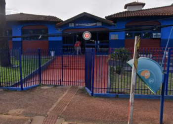 Trabalhador de 72 anos morre ao cair de uma altura de 7 metros em escola municipal