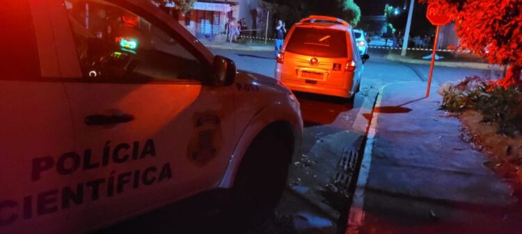 Idosa é morta a golpes de faca por ex-marido que ainda tentou matar os netos dela