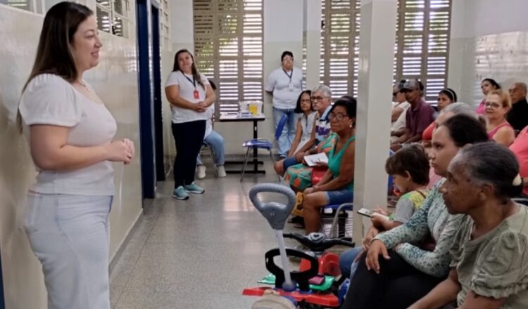 Unidade de saúde realiza ação para reforçar importância dos cuidados com a saúde mental