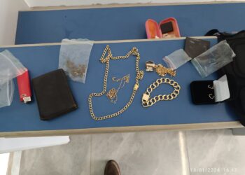 Casal dono de loja é preso por comprar e revender R$ 11 mil em joias furtadas