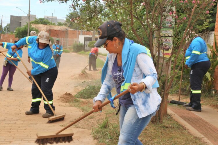 Para garantir a Capital limpa, Prefeitura mantém equipes trabalhando todos os dias