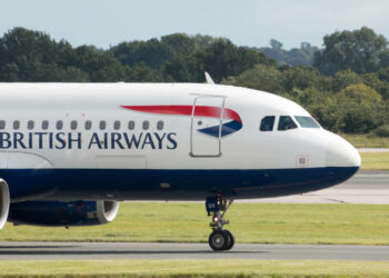 Piloto de avião é sequestrado e torturado em escala na África do Sul: ‘como filme’