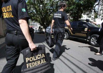 Brasil cai 10 posições em ranking de percepção da corrupção, diz estudo