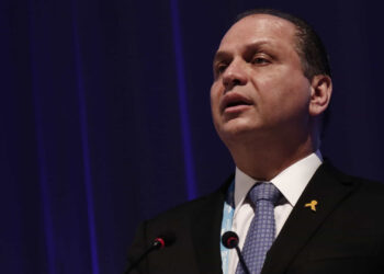 Ex-líder de Bolsonaro na Câmara elogia plano industrial de Lula: ‘Excelente iniciativa’