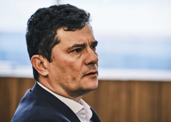 Desembargador libera ações que podem levar à cassação de Sérgio Moro
