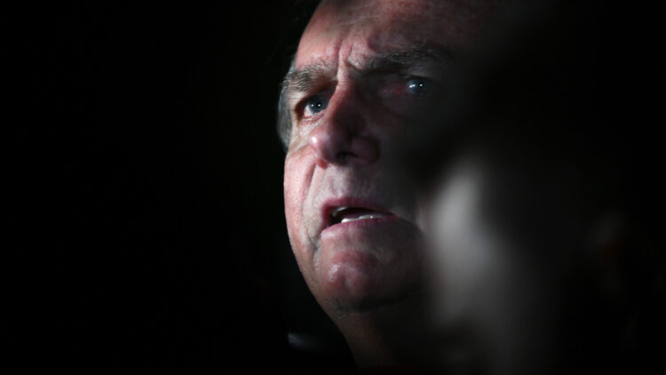 Pesquisa AtlasIntel: Maioria vê Bolsonaro como responsável pelo 8/1 e quer ‘punição legal’