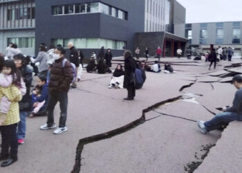 As imagens do forte tremor que abalou e deixou em alerta o Japão