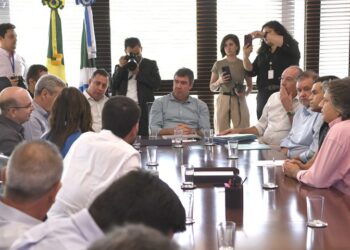 Governador reafirma compromissos com Aquidauana e garante obras de asfalto na cidade