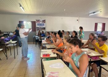 FAC leva curso de habilidades manuais aos bairros Jardim Nashville e Nova Esperança