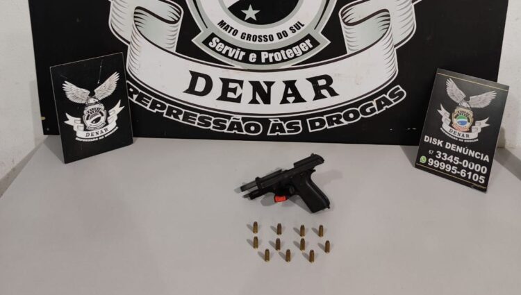 Homem furta pistola de irmão policial militar e venderia por R$ 4 mil, na Capital