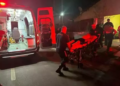 Rapaz é baleado 4 vezes na frente de casa por motociclista, em Três Lagoas