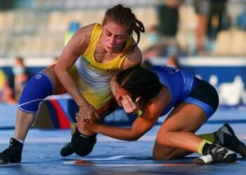 “Muito do que eu tenho hoje é graças ao esporte”, diz Assíria da Silva, lutadora de wrestling