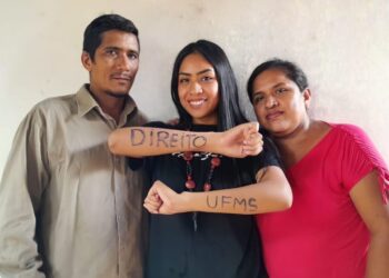 Jovem terena, da rede estadual de ensino, é aprovada em 1º lugar no curso de Direito da UFMS