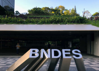 BNDES libera R$ 500 mi para híbridos flex da Volkswagen