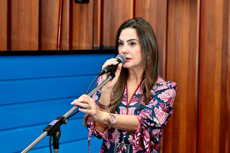 Deputada solicita recursos para hospital de Caracol