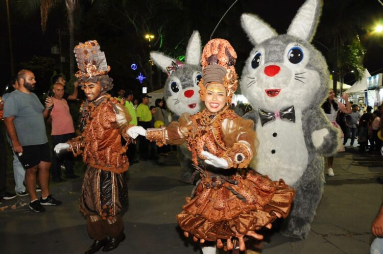 Caça aos ovinhos de chocolate anima Páscoa da Família em Campo Grande