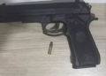 Estudante é apreendido por levar arma de brinquedo à escola e ameaçar 2 alunas