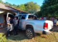 Homem morre dentro de caminhonete ao ser alvo de pistoleiros na fronteira