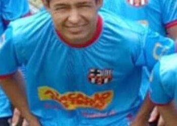 VÍDEO: jogador é empurrado contra mureta, bate a cabeça e está entre a vida e a morte, na Capital