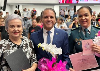 Mulheres notáveis são homenageadas por deputado com Troféu Celina Jallad