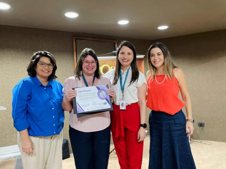 Ação de orientação sobre câncer de mama é reconhecido com ‘Selo Empresa Amiga da Mulher’