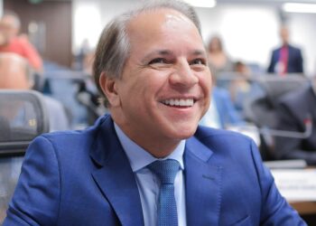 Dia do Consumidor: deputado reforça importância da lei que proíbe fidelização em contratos de serviços
