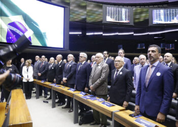 Vice-presidente da Fiems participa da entrega da Pauta Mínima da Indústria no Congresso Nacional