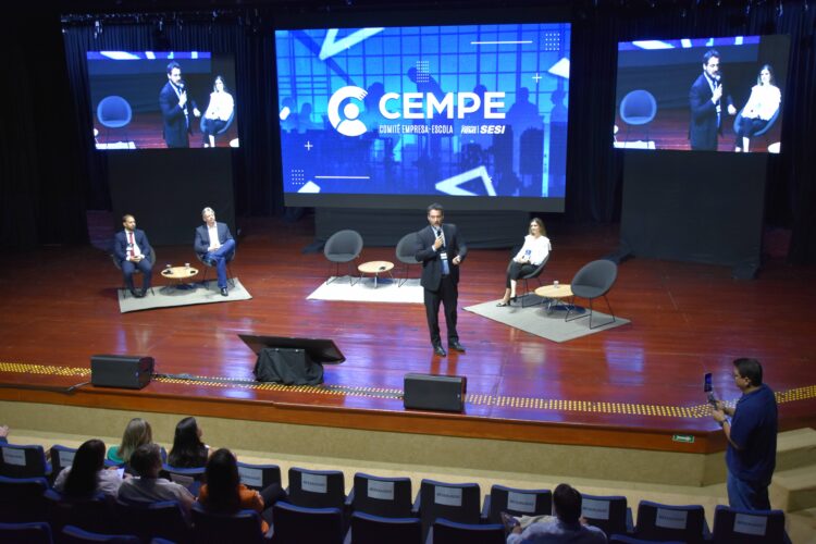 Sesi apresenta modelo de integração entre setores produtivo e educacional no 1º Fórum do Trabalho em MS