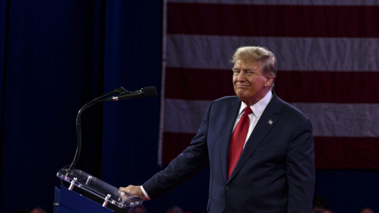 Trump confirma favoritismo em Super Terça sem surpresas e ganha em 11 estados