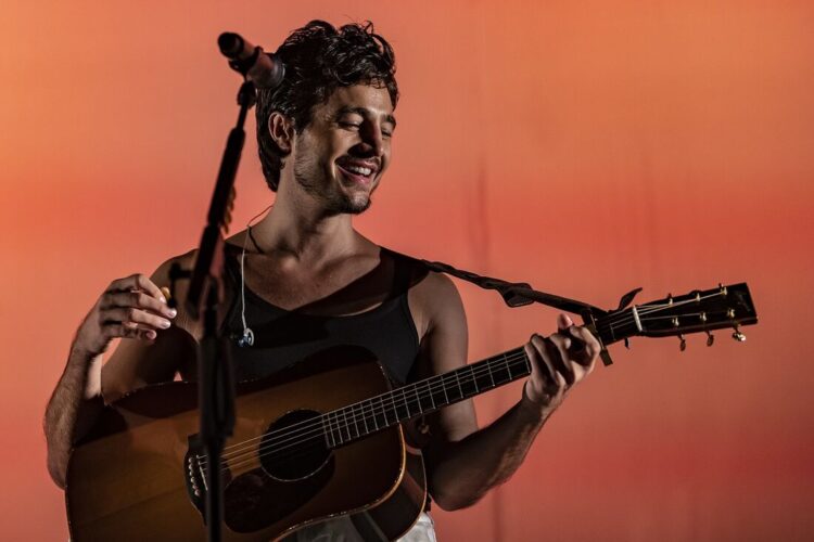 Final de semana tem shows de Margareth Menezes, Tiago Iorc, festivais e feiras, em MS