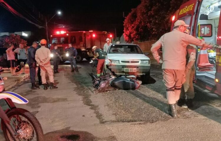 Motociclista fica ferido ao ser atropelado por condutor de Uno bêbado, em Três Lagoas