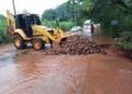 Prefeitura mobiliza equipes para solução emergencial de pontos críticos, após chuvas