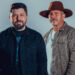 Conhecidos por músicas de sucesso, Victor Gregório e Marco Aurélio fazem show na Expogrande