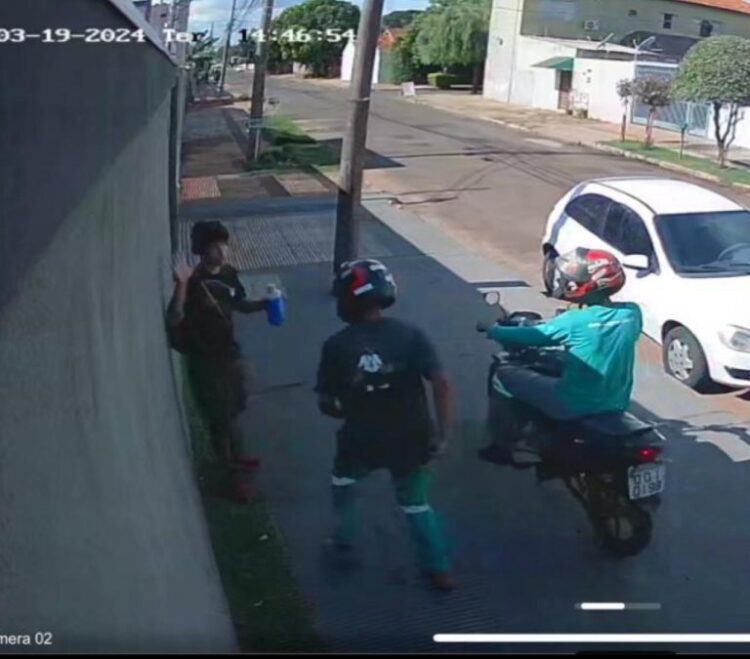 Polícia identifica um dos assaltantes que praticava roubos a estudantes no Bairro Santo Antônio