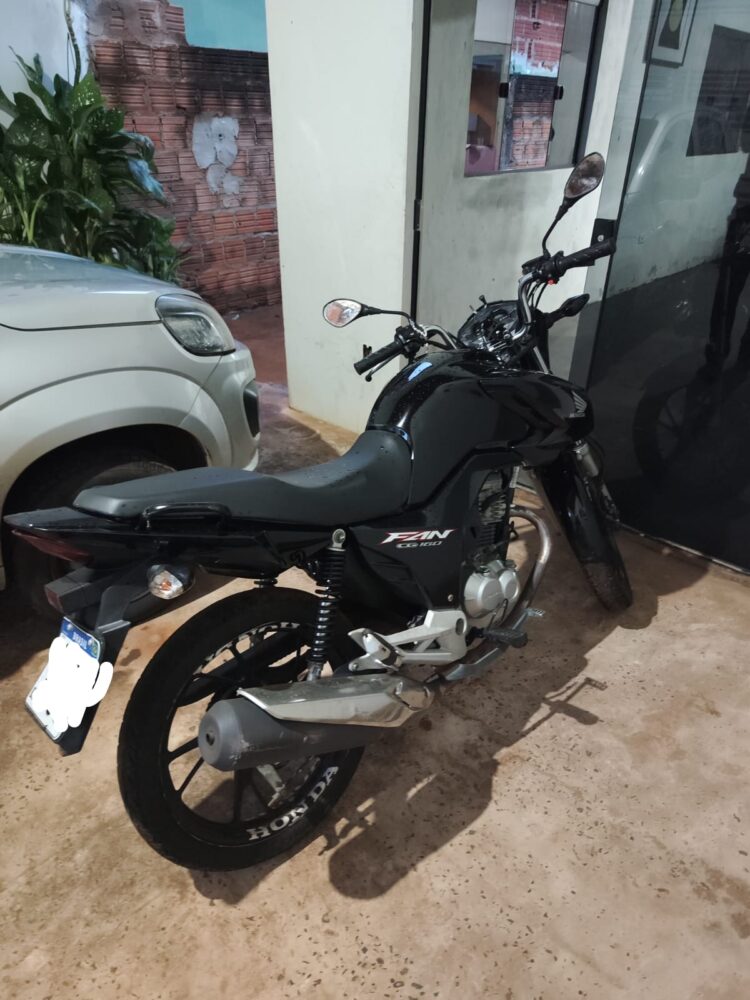 Operação prende dois integrantes de quadrilha que furtou mais de 10 motos, na Capital