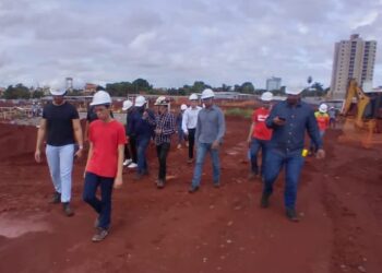 Estudantes visitam obras do “Belas Artes”, que será 1 dos maiores conjuntos habitacionais da Capital