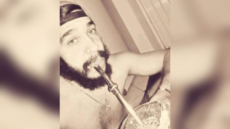 Usuário de drogas, rapaz é encontrado morto em casa onde vivia com outro homem