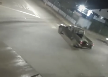 Condutor morre ao ter Pick-up atingida no meio por outro carro em cruzamento do São Jorge da Lagoa