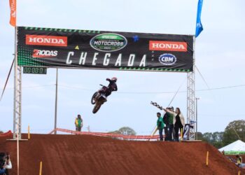 Campo Grande recebe a terceira etapa do Campeonato Brasileiro de Motocross no Parque Jacques da Luz