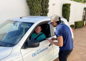 Maio amarelo: Águas Guariroba incentiva direção defensiva e empatia no trânsito com blitz educativa