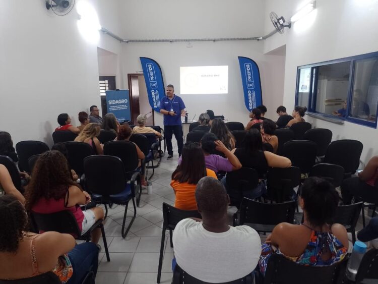 Aprenda a liderar e delegar para atingir o crescimento profissional que tanto deseja