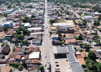 Gari sofre queda da própria altura, bate cabeça no meio-fio e morre