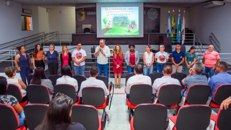 TCE-MS conhece caso de sucesso de Alcinópolis em prol da primeira infância