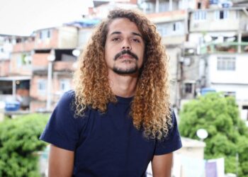 FLIB traz veterano Jonas Bloch com espetáculo teatral baseado em obra de Manoel de Barros