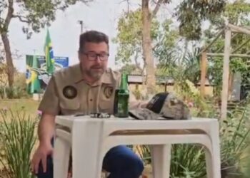 Em estande de tiros e com cerveja, Marcos Pollon lança pré-candidatura à Prefeito da Capital