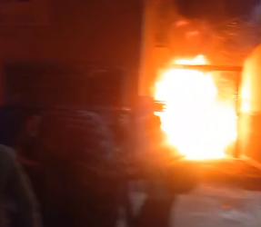 Loja de pneus pega fogo na Mascarenhas de Moraes e movimentação de bombeiros é grande