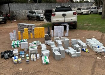 Rapaz é preso com caminhonete com mais de meio milhão em anabolizante e produtos contrabandeados