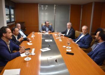 Fiems recebe executivos do Grupo Sonda para estreitar relações institucionais
